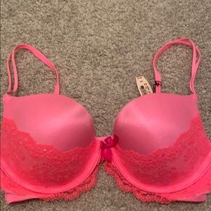 Brand New with Tags Victoria’s Secret Push-up Bra